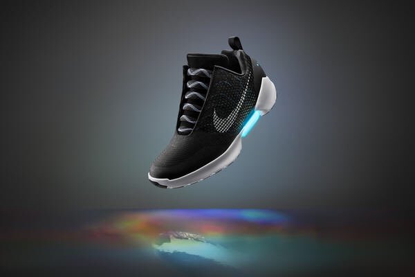 Nike Self Leasing Shoe 1
